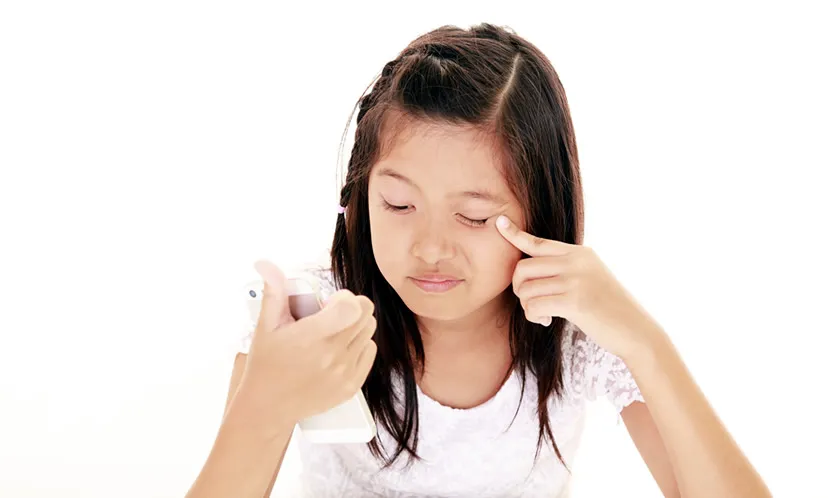 スマホを見すぎて脳過労？記憶力の低下や成績が落ちる懸念も