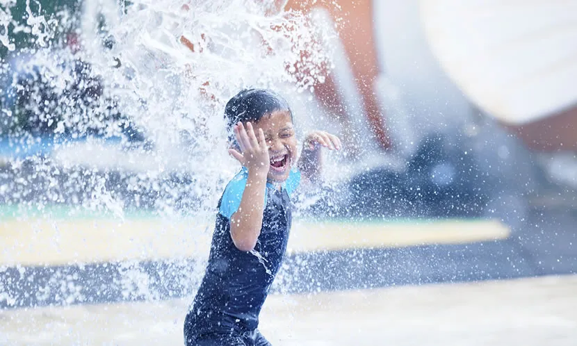 水泳は生活の色々な場面で役立つシーンが満載!